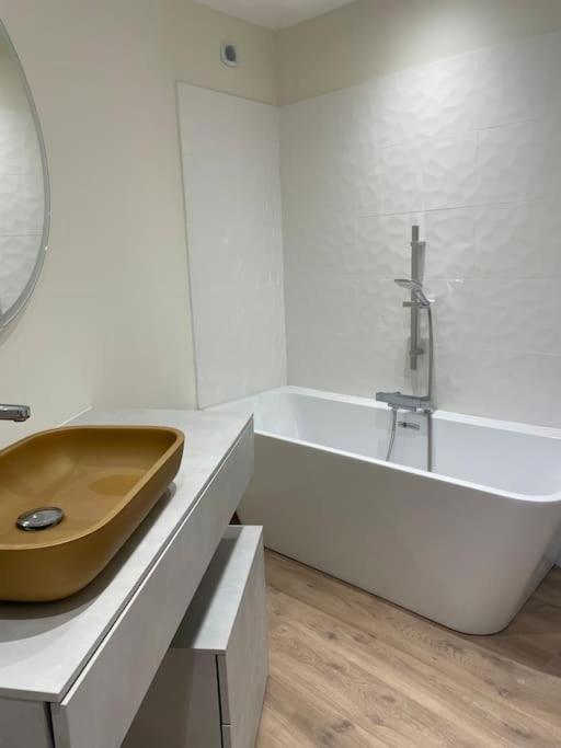 Maison 5 Chambres 3Sdb En Ville Avec Piscine Périgueux Exteriér fotografie